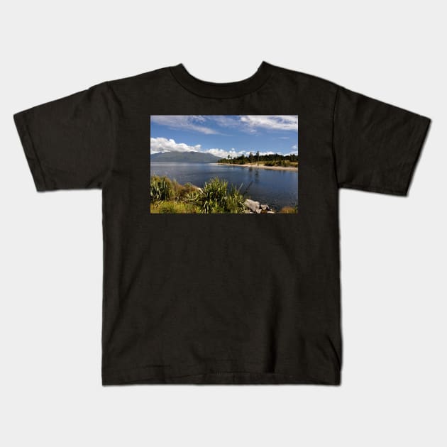 Nouvelle Zélande - paysage Sud de l'ile Kids T-Shirt by franck380